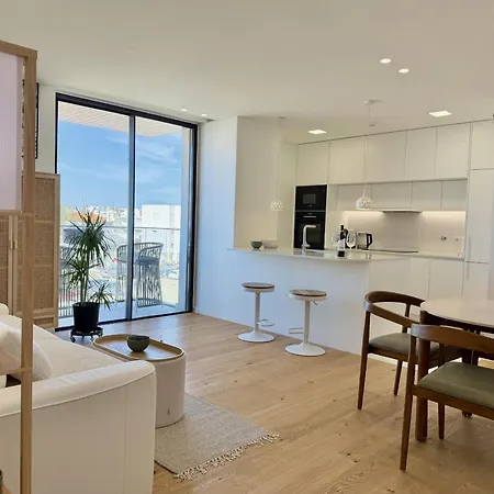 Bunksy Flat Delmar Waterfront Living By Junto Ao Mar アパート *